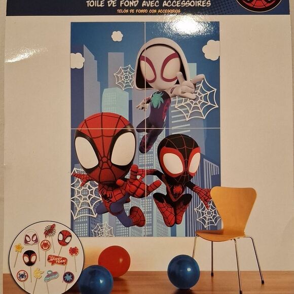 Marvel Spidey Amazing Friends Large Backdrop with 12 Photo Props - Picture 3 of 5